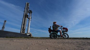 El cohete Starship de SpaceX antes de su lanzamiento en Starbase, Texas, el 27 de septiembre del 2026. (AP foto/Eric Gay)
