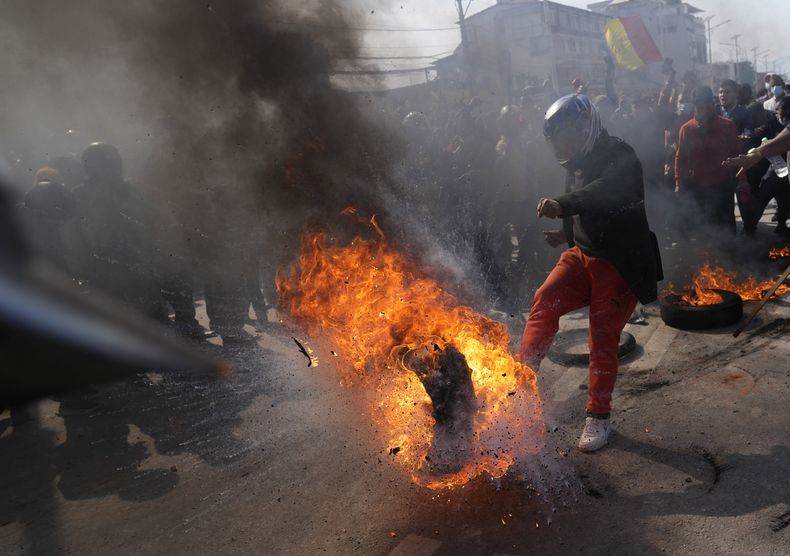 ASI-GEN NEPAL-EEUU-PROTESTAS