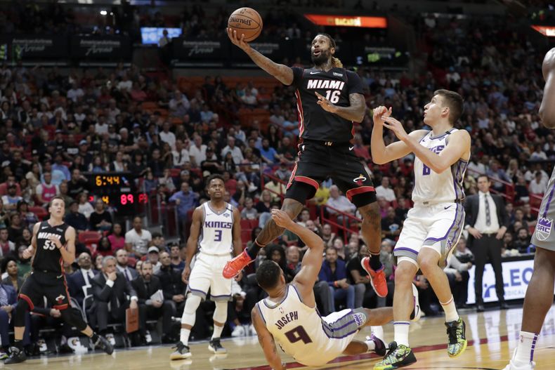 DEP-BAS_KINGS-HEAT-0.jpg