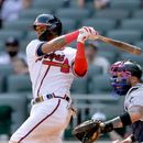 MLB: ¡Inmenso! Orlando Arcia le extendió la vida a los Bravos con este jonrón