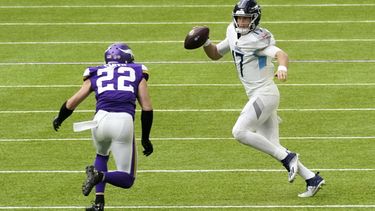 Titans le dan la vuelta a los Vikings y siguen invictos