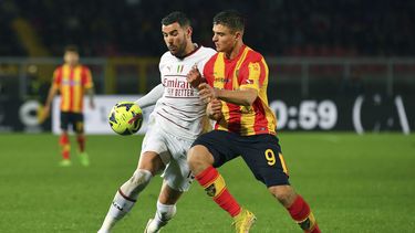 Milan pelea tras estar abajo por dos goles, empata con Lecce