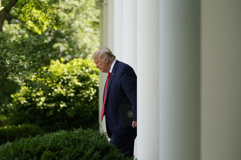 AMN-GEN_CORONAVIRUS-TRUMP-0.jpg