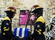 familiares y amigos le dan el ultimo adios al bombero elier correa, fallecido en incendio de matanzas