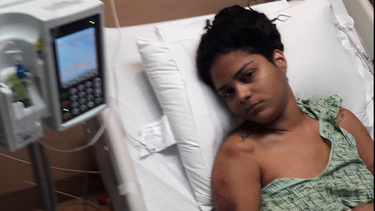 ex novia del reguetonero chocolate se recupera de una cirugia en un hospital de miami