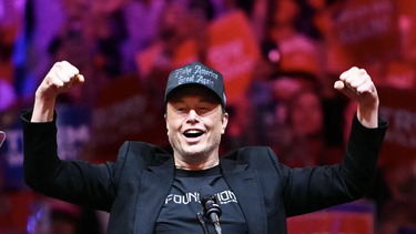 el movimiento estrategico de elon musk: invierte $130 millones en la campana de trump y gana $37,400 millones con tesla en solo cuatro dias