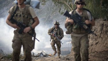 Fuentes AP: Obama extiende misión en Afganistán