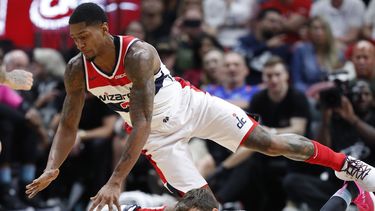 Wizards dominan en último cuarto y vencen al Heat 116-110
