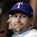 Rangers: deGrom se pierde primer entrenamiento por rigidez