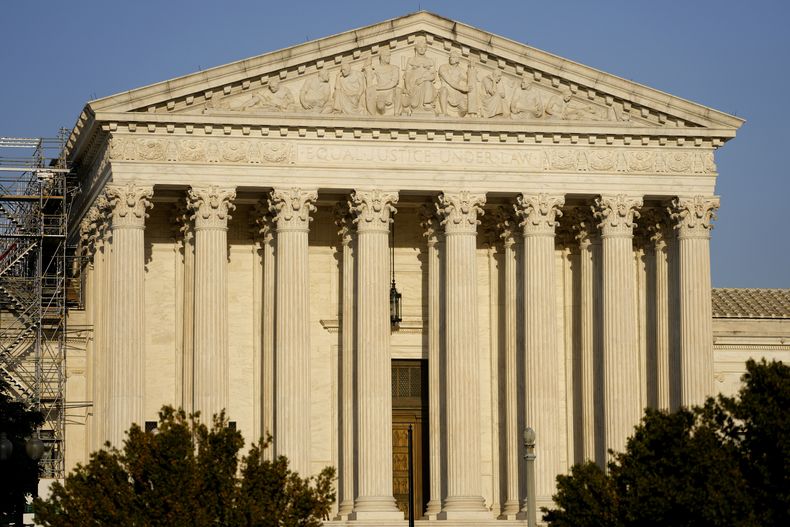 Archivo - La Corte Suprema de EE.UU. en esta fotografía del 21 de abril de 2023, en Washington, D.C. (AP Foto/Alex Brandon, Archivo)