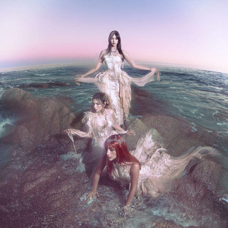 Esta imagen, publicada por LAVA/Republic Records, muestra el arte de portada de Everythings Falling, de The Warning. (LAVA/Republic Records via AP)