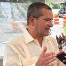 Gobernador dice que los abanicos que compró el DE no son abanicos cualquiera