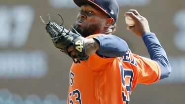 Astros vencen 2-1 a Tigres y barren la serie de la temporada