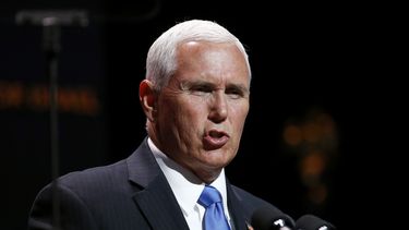 Pence dice que EEUU no dejará de presionar a Irán