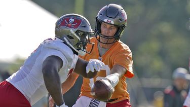 Brady y Buccaneers, motivados por tareas pendientes