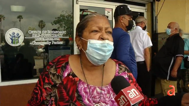 miami: mujer hace fuertes criticas a cubanos que piden ayuda del gobierno: el que viene de cuba no viene a trabajar