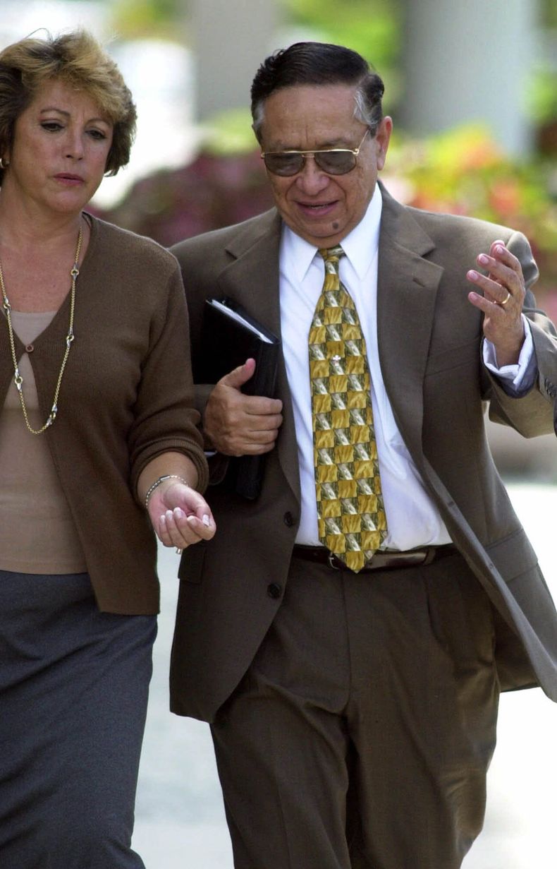 AMC-GEN_EL_SALVADOR-_EX_MINISTRO-0.jpg