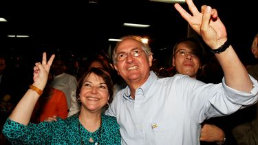 Maduro busca el apoyo de los pobres con detención de alcalde