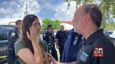 desesperados los residentes del edificio de north miami beach que fue desalojado