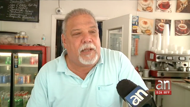 residentes de hialeah miran desde la tranquilidad la trayectoria de dorian