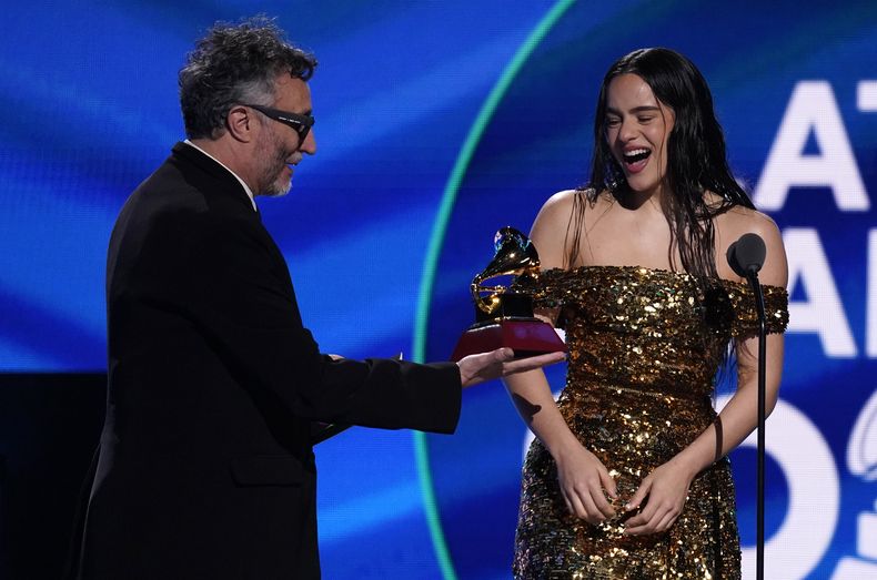 ESP-MUS LATIN GRAMMY