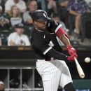 Medias Blancas tunden 9-2 a Reales; Jiménez remolca 4