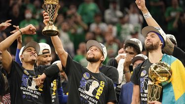 No hemos terminado; Warriors miran a futuro tras título