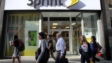 presidente de sprint se disculpa tras polemica con imagen del che