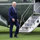 El presidente estadounidense Joe Biden llega a la Casa Blanca en Washington, el lunes 7 de agosto de 2023, después de pasar el fin de semana en Wilmington, Delaware. (AP Foto/Jacquelyn Martin)