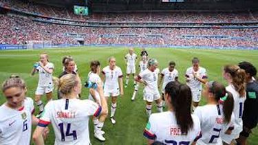 estados unidos queda eliminado del mundial femenino de futbol tras perder en los penales ante suecia