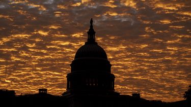 Tropiezos republicanos dan esperanzas a demócratas en Senado