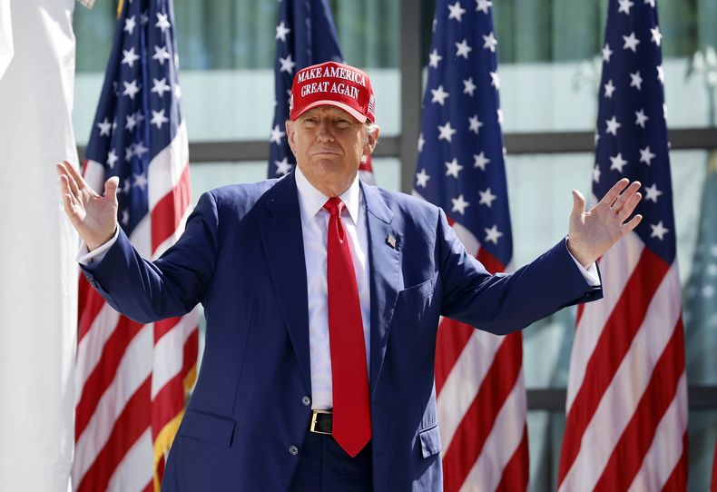 ARCHIVO - El candidato republicano a la presidencia, el expresidente Donald Trump, durante un evento de campaña, el 18 de junio de 2024, en Racine, Wisconsin. (AP Foto/Jeffrey Phelps, Archivo)