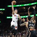 Con 32 puntos de Adebayo, Heat le da la vuelta a los Hawks