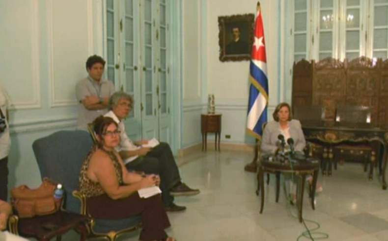 NEGOCIADORES CUBA JOSEFINA VIDAL.png