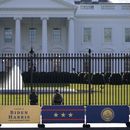 Trump podría indultar a su exjefe de estrategia Steve Bannon