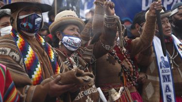 Cierran campañas en Bolivia, la gente se aprovisiona