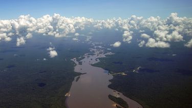 crecen las tensiones entre venezuela y guyana por la soberania y recursos del esequibo: ¿que pasa?