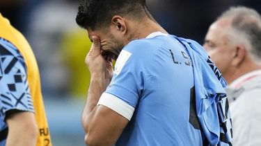 Uruguay se reconcilia con el gol, pero se va de Qatar