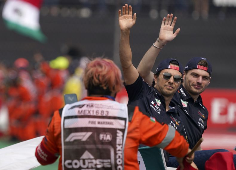 DEP-AUT F1-VERSTAPPEN-PÉREZ