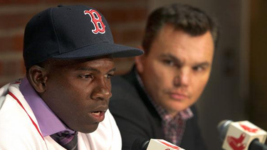 americateve | Otro pelotero cubano se convirtió en millonario en Grandes Ligas: el jardinero Rusney Castillo firmó este viernes un contrato por $72 millones con el equipo de los Medias Rojas de Boston, la más alta cifra otorgada a un jugador proveniente de la isla