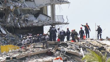 Biden visitará edificio colapsado en Florida