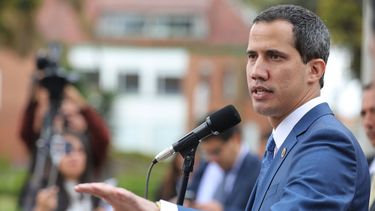 el gobierno interino de venezuela agradecio a la cruz roja el envio de 40 toneladas de ayuda humanitaria