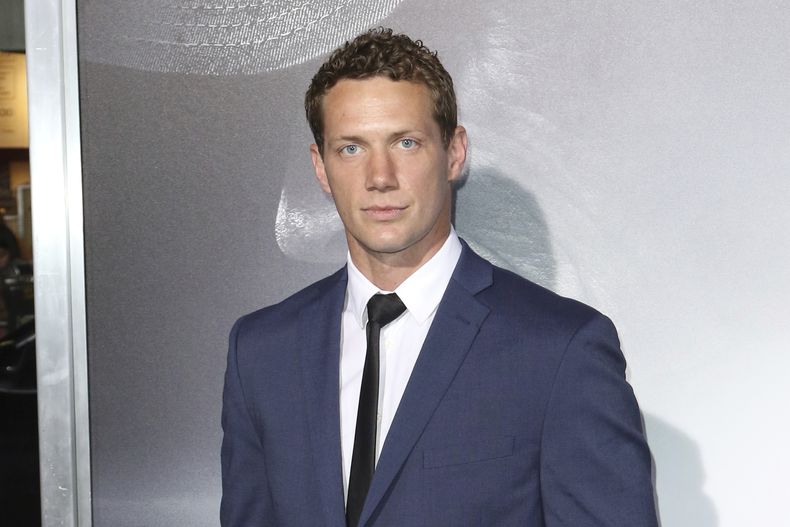 Johnny Wactor llega al estreno mundial de The Mule el 10 de diciembre de 2018 en Los Ángeles. La policía de Los Ángeles arrestó a cuatro personas el jueves por la muerte a tiros del actor de General Hospital Johnny Wactor ocurrida en un intento de robo de piezas de su auto. (Foto Willy Sanjuan/Invision/AP)