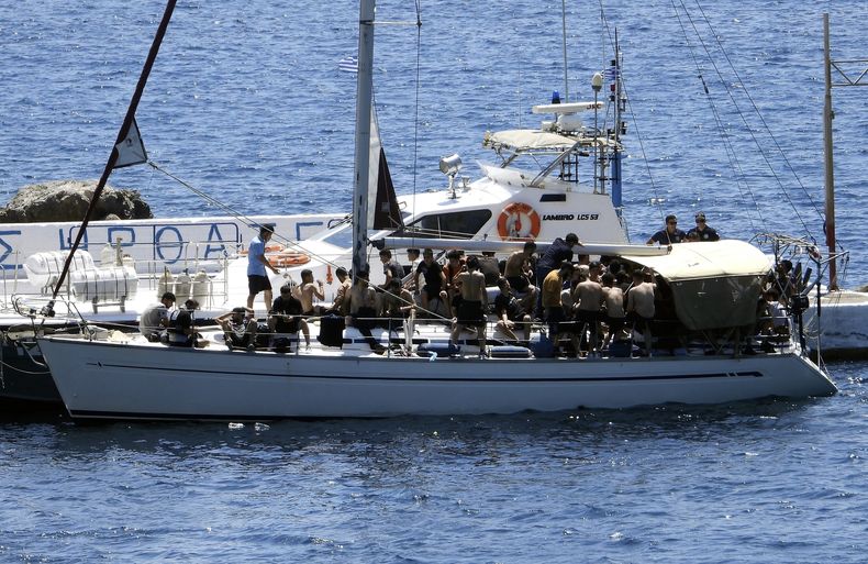 EUR-INM GRECIA-MIGRANTES