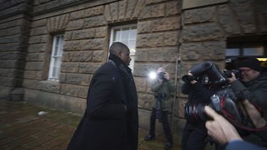 Declaran no culpable a Mendy de violación y abuso sexual