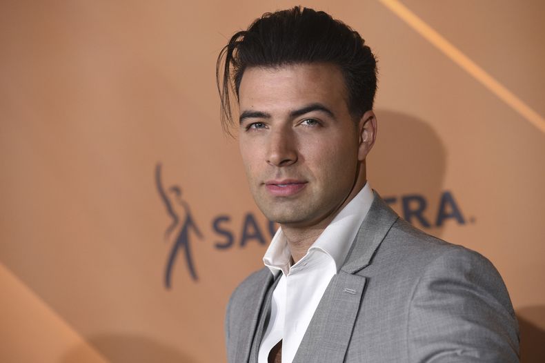 ESP-TEL_JENCARLOS_CANELA-0.jpg