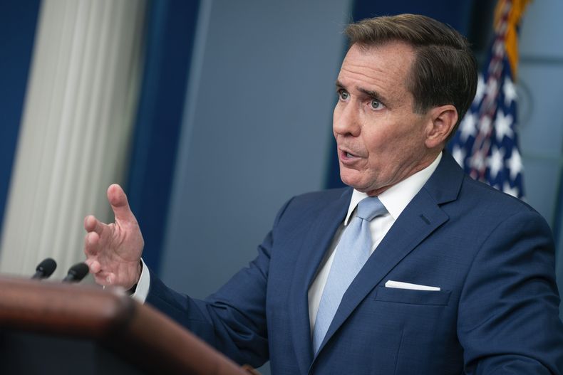 El portavoz del Consejo de Seguridad Nacional, John Kirby, hace declaraciones a la prensa en la Casa Blanca, en Washington, el miércoles 26 de julio de 2023. (AP Foto/Evan Vucci)