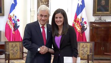 presidente de chile recibe a rosa maria paya en el palacio de la moneda