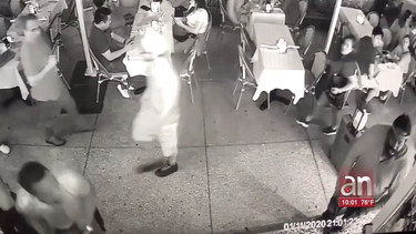 permanece en cuidados intensivos el policia que fue apunalado en miami beach