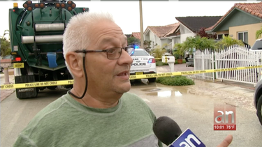 ¡barrio de hialeah sin agua! durante la fuerte lluvia se rompio una tuberia y provoco caos en el vecindario